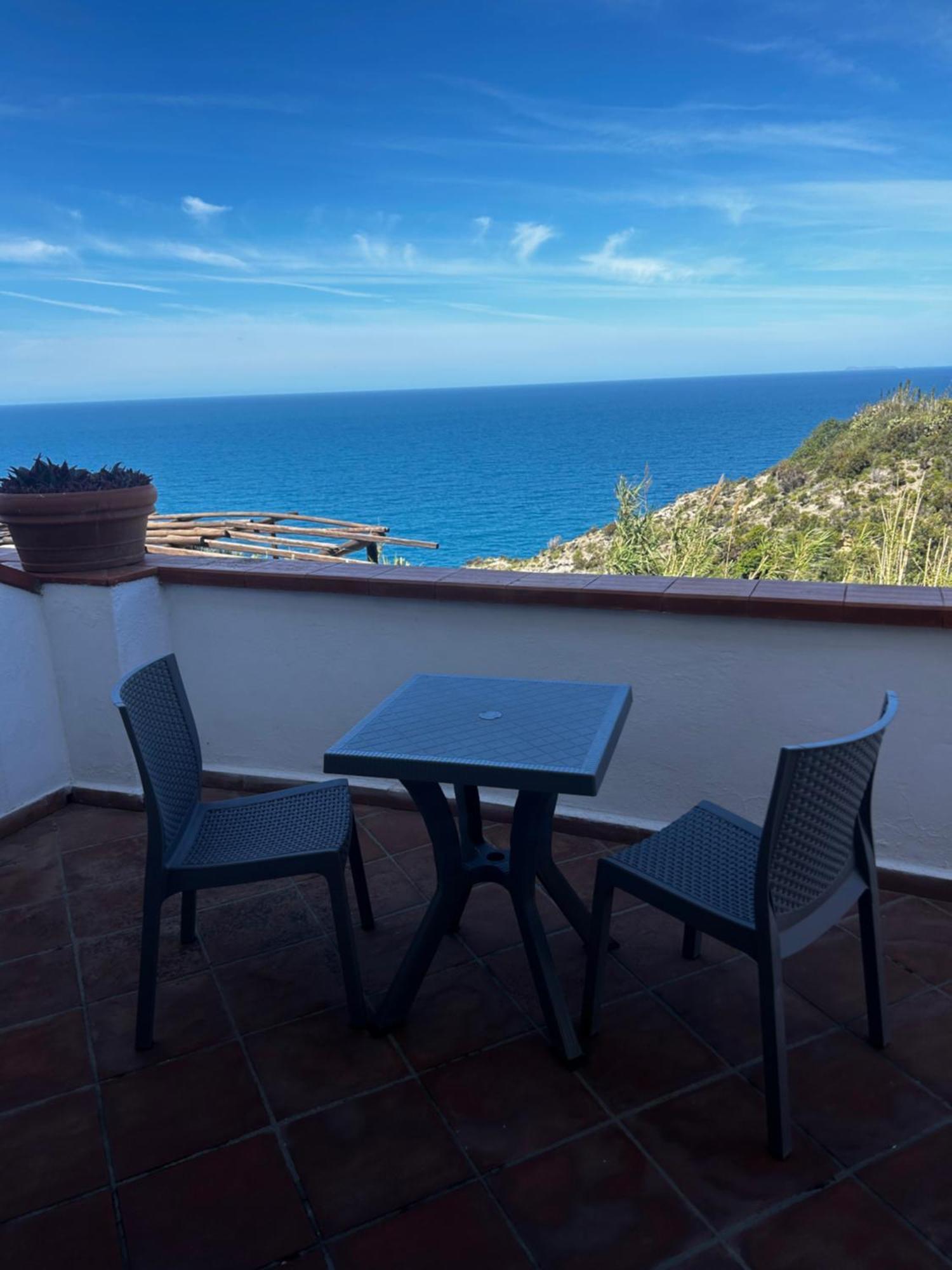 Hotel Punto Azzurro Форио Экстерьер фото