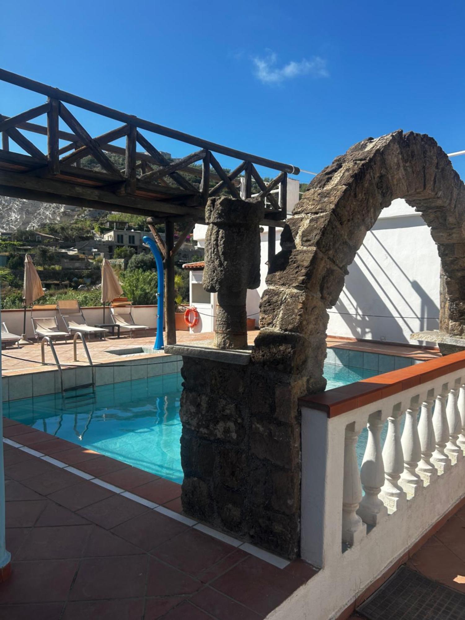 Hotel Punto Azzurro Форио Экстерьер фото